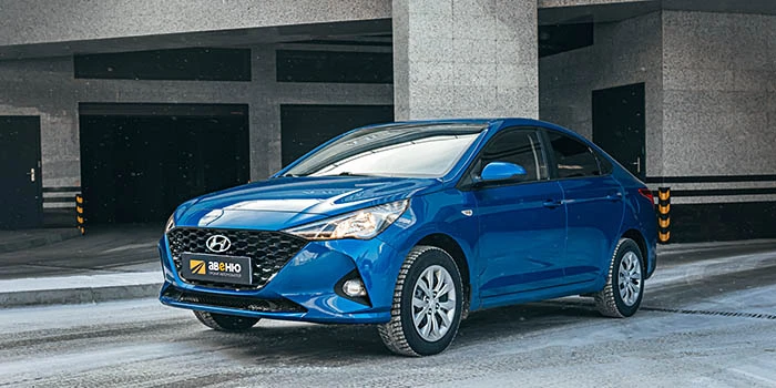 Hyundai Solaris (синий, 1,6 л.)ㅤ в аренду
