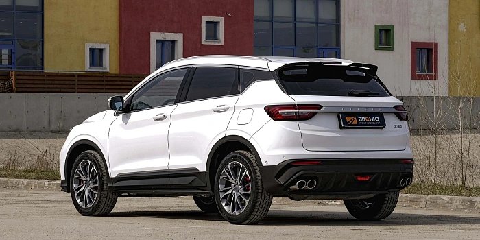 Geely Belgee X50 белый