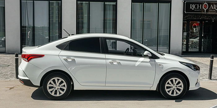 Hyundai Solaris (эконом) в аренду