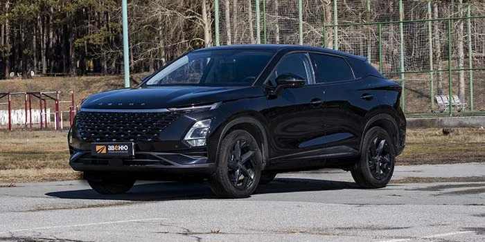 Omoda C5 4WD (черный)